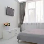 Lux 2 In Arcadia Apartman