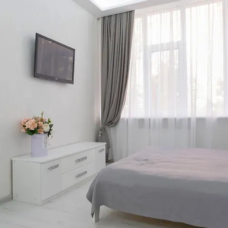 Lux 2 In Arcadia Апартаменты